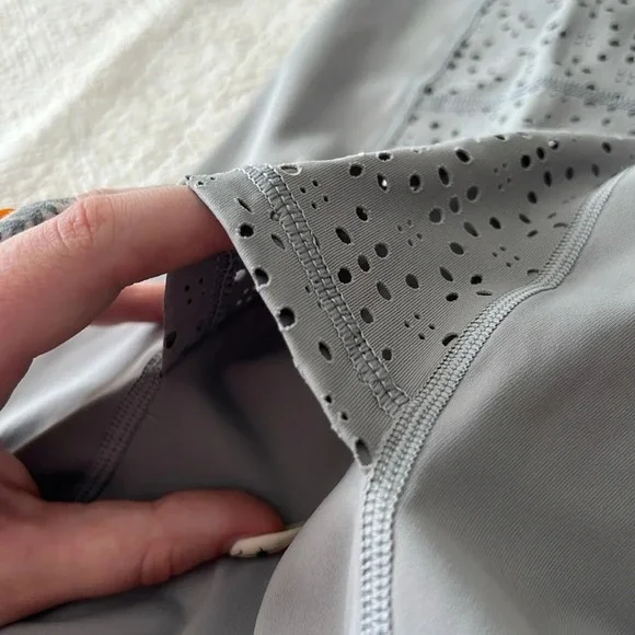 Aerie Chill Play Move 7/8 leggings Gray Size Medium - Picture 4 of 8